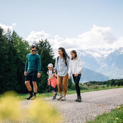 Wandern mit Kindern in Hafling, Vöran und Meran 2000