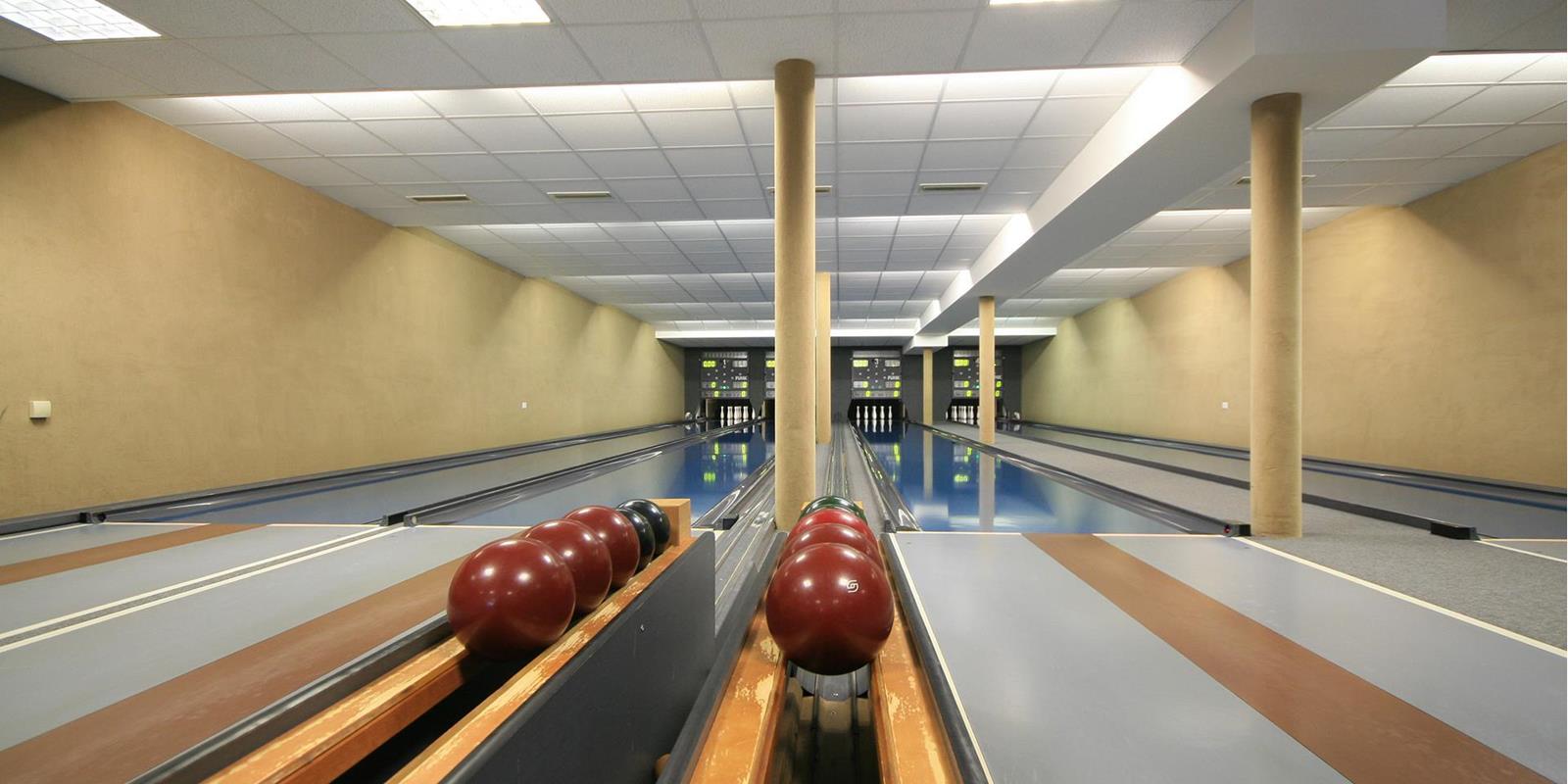 Home — Eastway Bowl