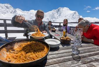 Chaty i lokale Après-Ski