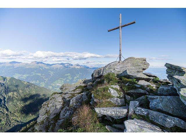 Alpine tour to the Mutspitze mountain Hiking in the environs of